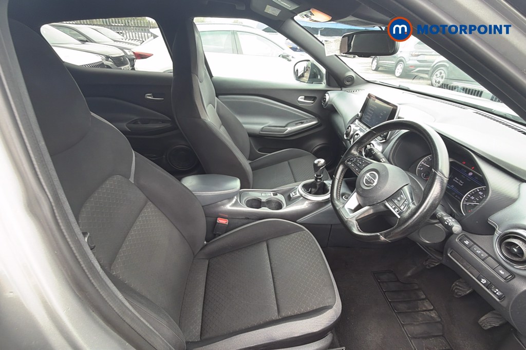 Nissan Juke N-Connecta Manual Petrol SUV - Stock Number (1667988) - 18th supplementary image