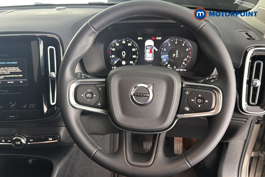 Volvo Xc40 Momentum Automatic Petrol SUV - Stock Number (1669133) - 2nd supplementary image