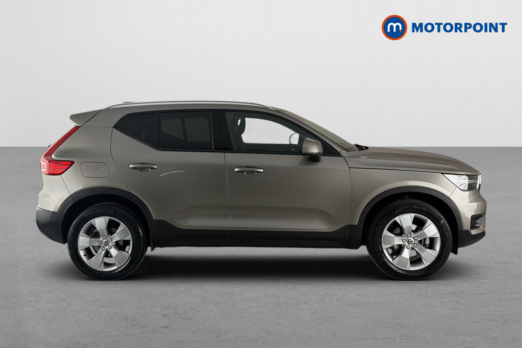 Volvo Xc40 Momentum Automatic Petrol SUV - Stock Number (1669133) - Passenger side