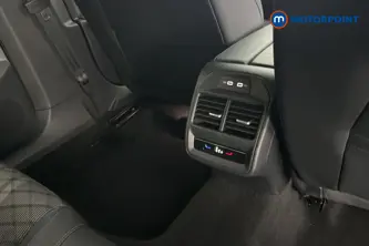 Volkswagen Passat R-Line Automatic Petrol Plug-In Hybrid Estate - Stock Number (1669385) - 28th supplementary image