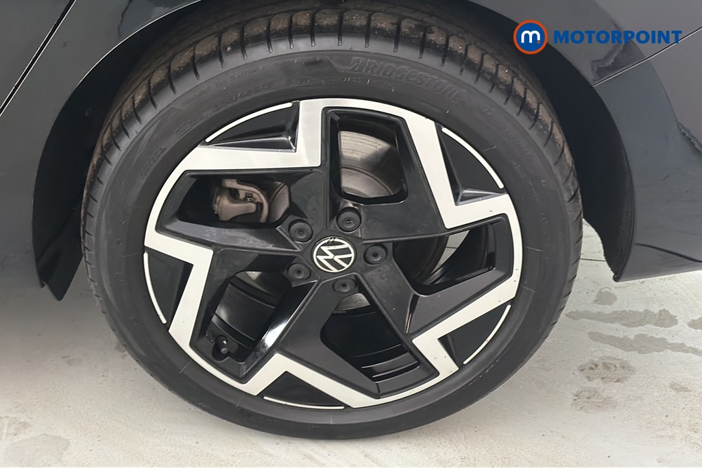 Volkswagen Passat R-Line Automatic Petrol Plug-In Hybrid Estate - Stock Number (1669385) - 45th supplementary image