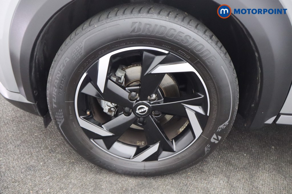 Nissan Juke N-Connecta Automatic Petrol SUV - Stock Number (1669776) - 17th supplementary image