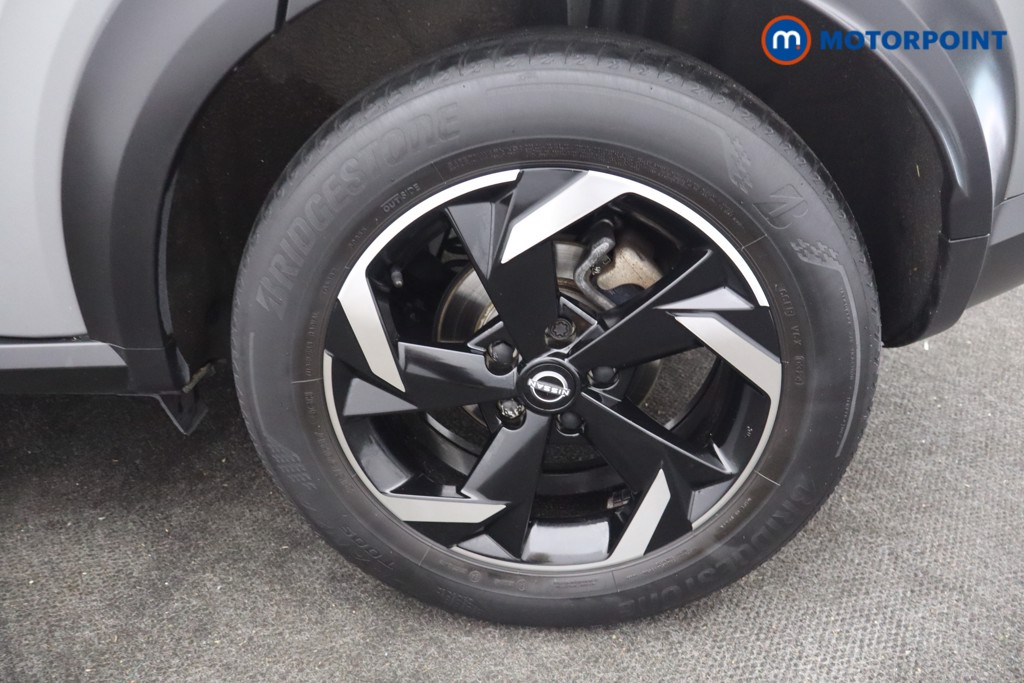 Nissan Juke N-Connecta Automatic Petrol SUV - Stock Number (1669776) - 18th supplementary image