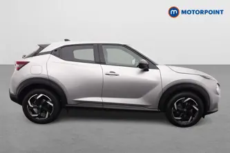 Nissan Juke N-Connecta Automatic Petrol SUV - Stock Number (1669776) - Drivers side
