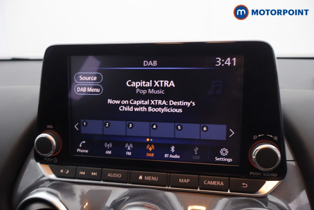Nissan Juke N-Connecta Automatic Petrol SUV - Stock Number (1669780) - 2nd supplementary image