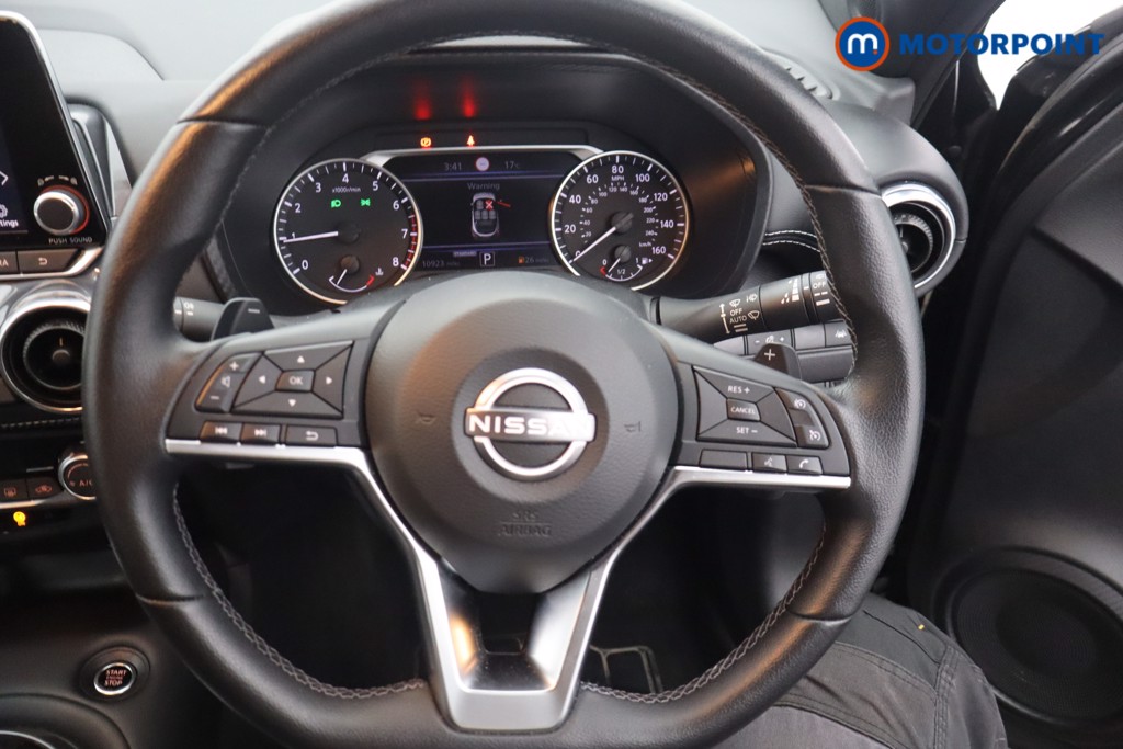 Nissan Juke N-Connecta Automatic Petrol SUV - Stock Number (1669780) - 5th supplementary image