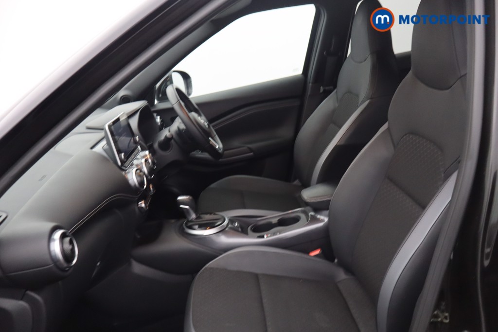 Nissan Juke N-Connecta Automatic Petrol SUV - Stock Number (1669780) - 7th supplementary image