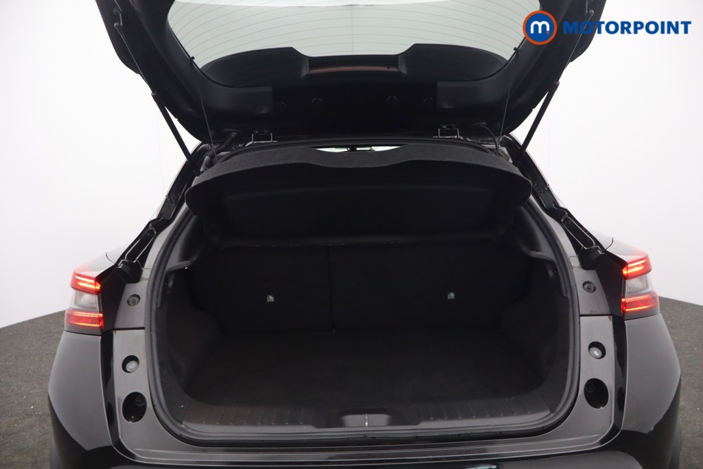 Nissan Juke N-Connecta Automatic Petrol SUV - Stock Number (1669780) - 9th supplementary image