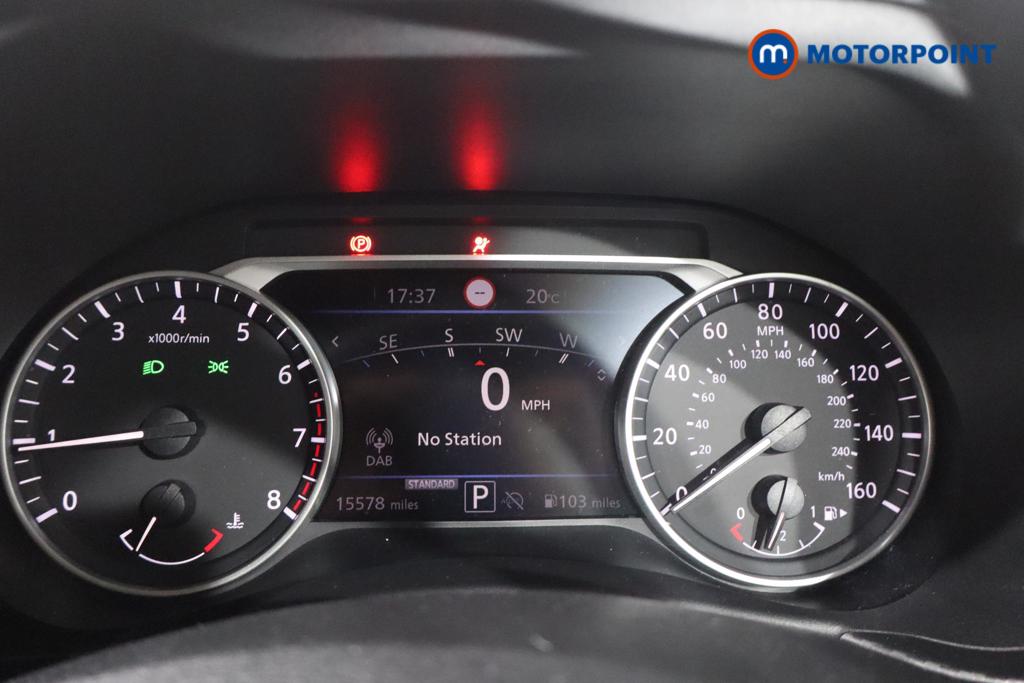 Nissan Juke N-Connecta Automatic Petrol SUV - Stock Number (1669789) - 5th supplementary image