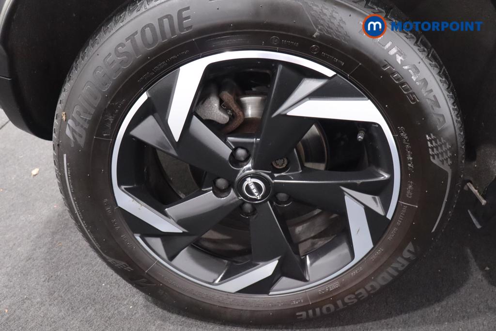 Nissan Juke N-Connecta Automatic Petrol SUV - Stock Number (1669789) - 28th supplementary image