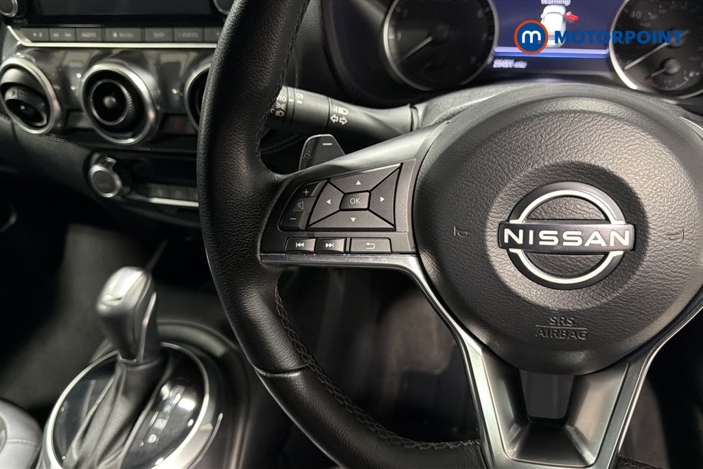 Nissan Juke N-Connecta Automatic Petrol SUV - Stock Number (1669797) - 4th supplementary image
