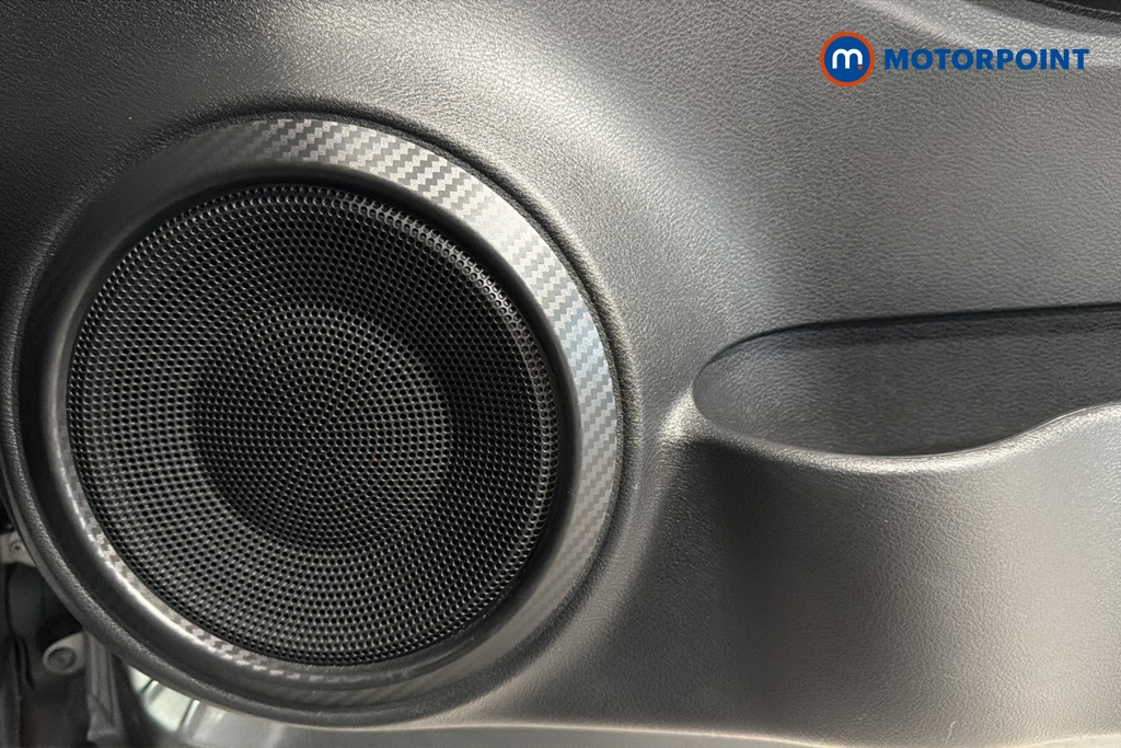 Nissan Juke N-Connecta Automatic Petrol SUV - Stock Number (1669797) - 21st supplementary image