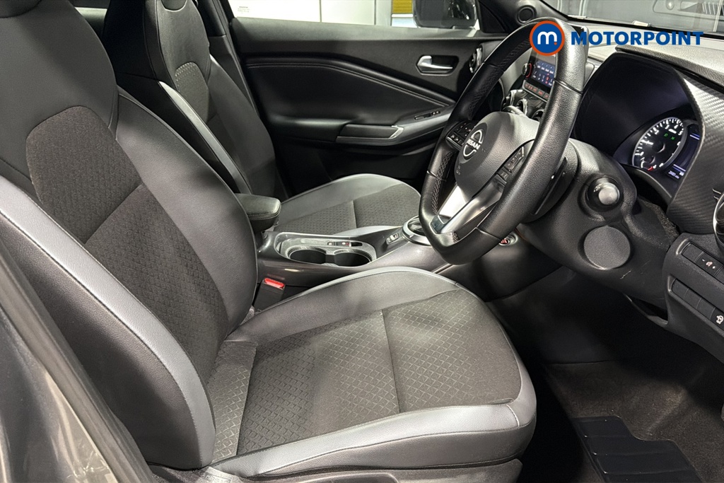 Nissan Juke N-Connecta Automatic Petrol SUV - Stock Number (1669797) - 22nd supplementary image
