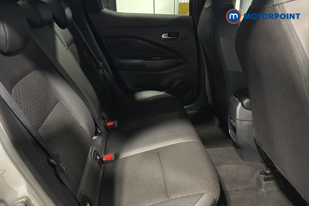 Nissan Juke N-Connecta Automatic Petrol SUV - Stock Number (1669797) - 25th supplementary image