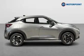 Nissan Juke N-Connecta Automatic Petrol SUV - Stock Number (1669797) - Passenger side