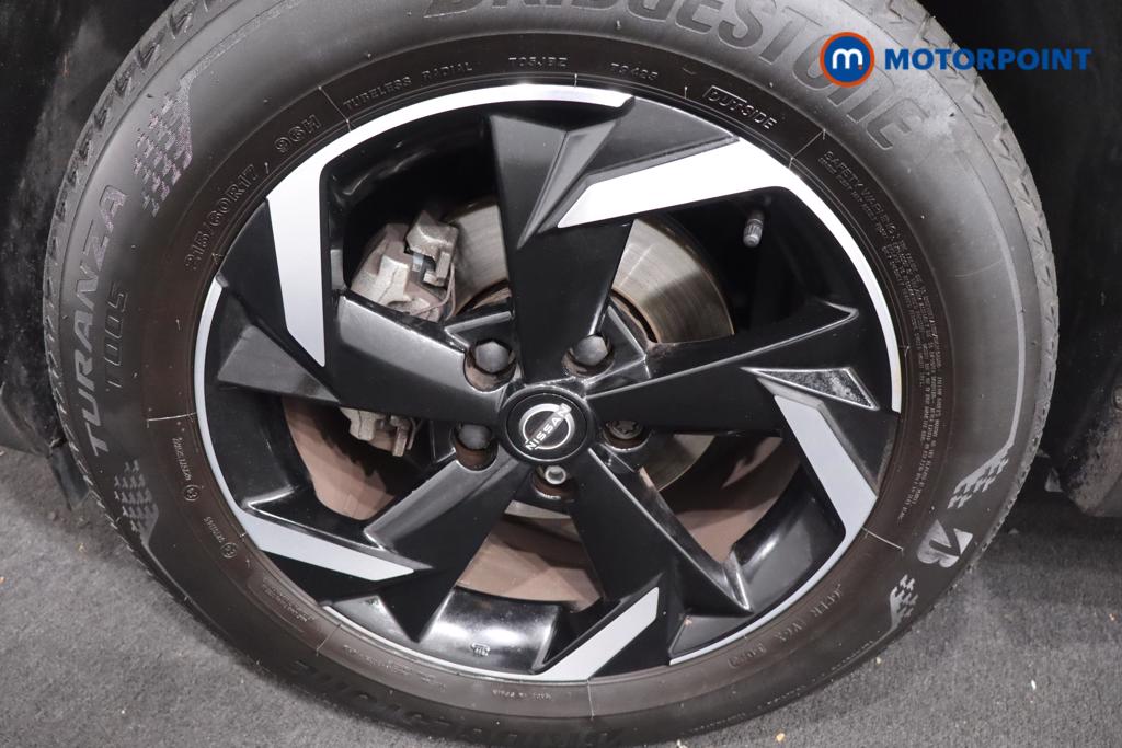 Nissan Juke N-Connecta Manual Petrol SUV - Stock Number (1669798) - 23rd supplementary image