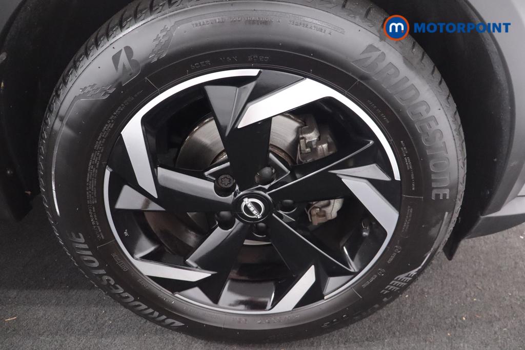Nissan Juke N-Connecta Manual Petrol SUV - Stock Number (1669798) - 26th supplementary image