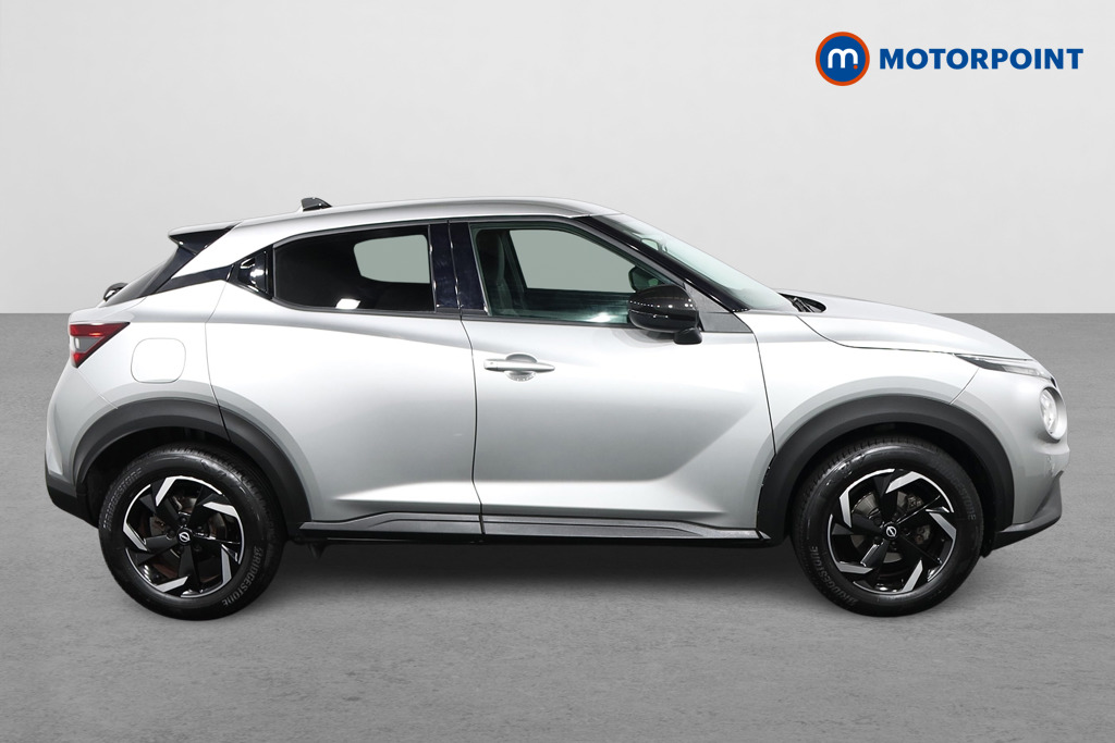 Nissan Juke N-Connecta Manual Petrol SUV - Stock Number (1669798) - Drivers side