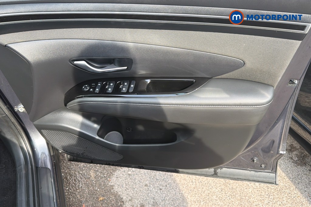 Hyundai Tucson Se Connect Manual Petrol SUV - Stock Number (1669815) - 2nd supplementary image