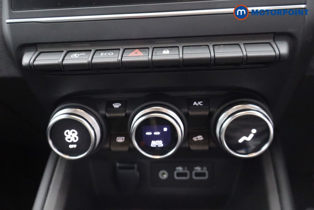 Renault Clio Evolution Manual Petrol Hatchback - Stock Number (1669823) - 3rd supplementary image