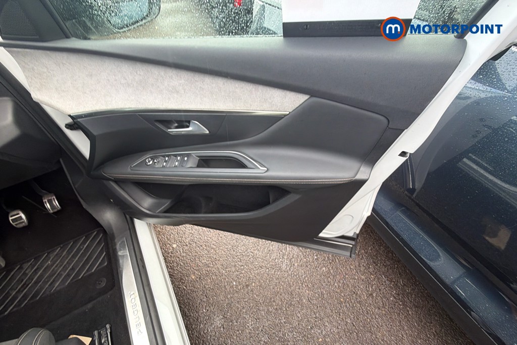 Peugeot 3008 GT Manual Diesel SUV - Stock Number (1669830) - 4th supplementary image