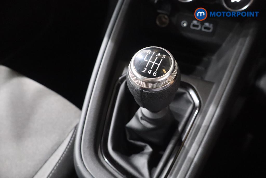 Renault Clio Evolution Manual Petrol Hatchback - Stock Number (1669871) - 12th supplementary image