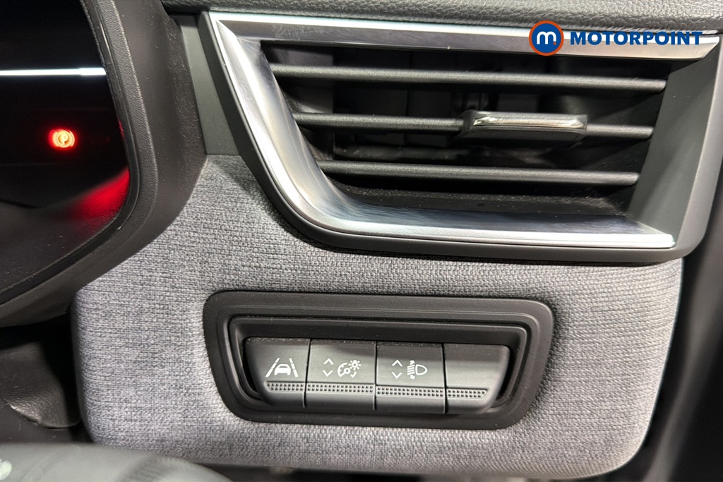 Renault Clio Evolution Manual Petrol Hatchback - Stock Number (1669886) - 11th supplementary image