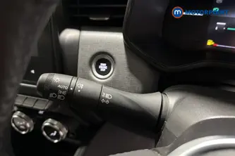 Renault Clio Evolution Manual Petrol Hatchback - Stock Number (1669910) - 5th supplementary image