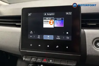 Renault Clio Evolution Manual Petrol Hatchback - Stock Number (1669910) - 8th supplementary image
