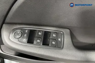 Renault Clio Evolution Manual Petrol Hatchback - Stock Number (1669910) - 19th supplementary image