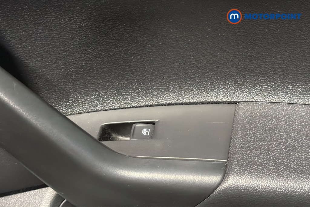 Volkswagen Polo Life Manual Petrol Hatchback - Stock Number (1669981) - 993rd supplementary image