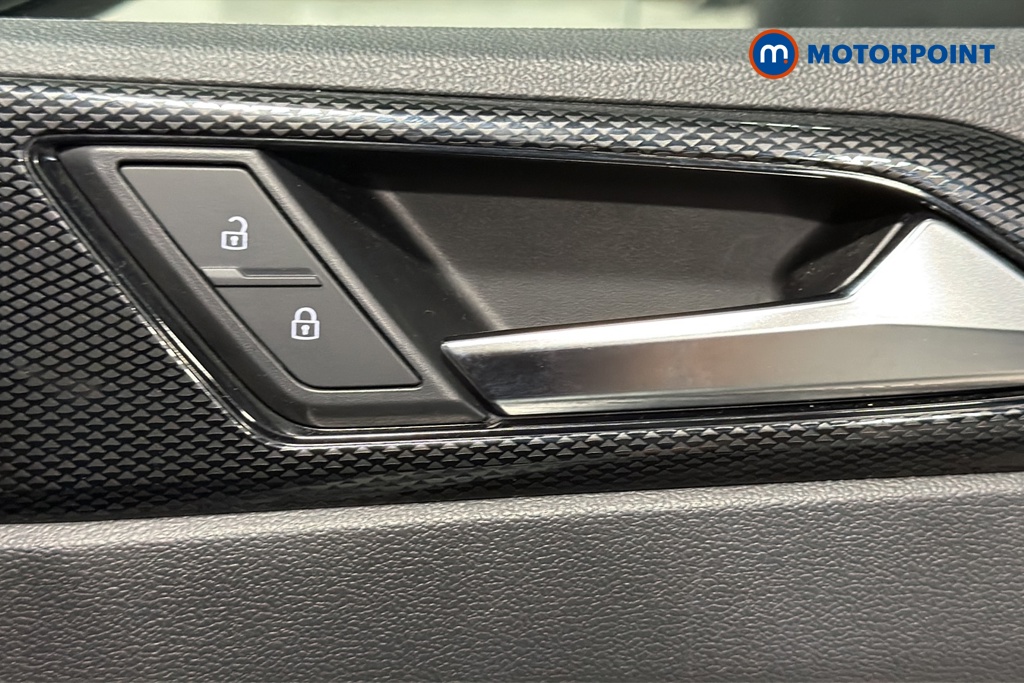Volkswagen Polo Life Manual Petrol Hatchback - Stock Number (1669981) - 998th supplementary image