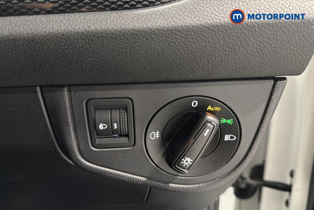 Volkswagen Polo Life Manual Petrol Hatchback - Stock Number (1669981) - 11th supplementary image