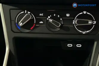 Volkswagen Polo Life Manual Petrol Hatchback - Stock Number (1669984) - 998th supplementary image