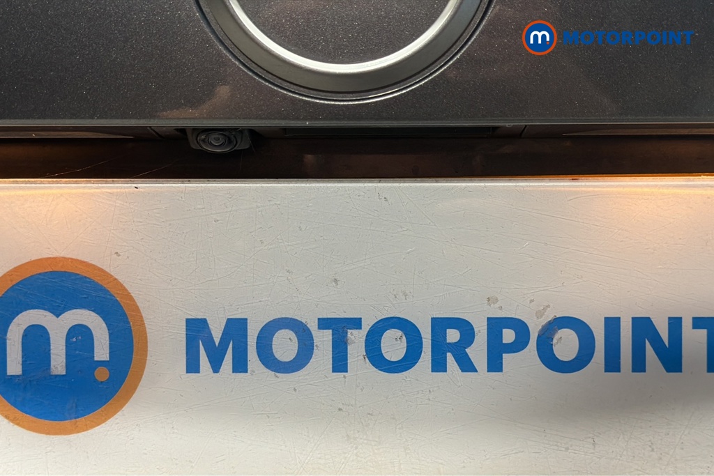 Nissan Juke N-Connecta Manual Petrol SUV - Stock Number (1670176) - 999th supplementary image