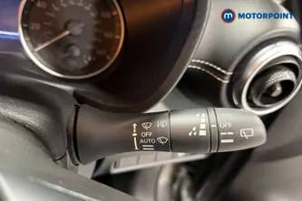 Nissan Juke N-Connecta Manual Petrol SUV - Stock Number (1670176) - 6th supplementary image