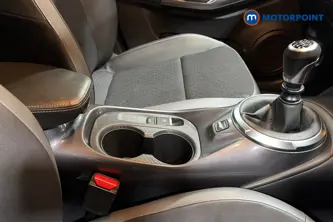 Nissan Juke N-Connecta Manual Petrol SUV - Stock Number (1670176) - 15th supplementary image