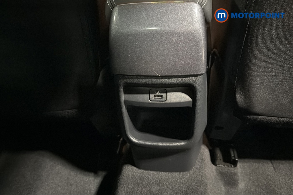 Nissan Juke N-Connecta Manual Petrol SUV - Stock Number (1670176) - 28th supplementary image