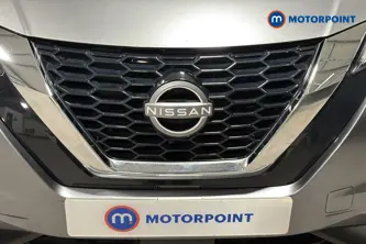 Nissan Juke N-Connecta Manual Petrol SUV - Stock Number (1670176) - 43rd supplementary image