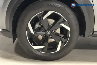 Nissan Juke N-Connecta Manual Petrol SUV - Stock Number (1670176) - 44th supplementary image