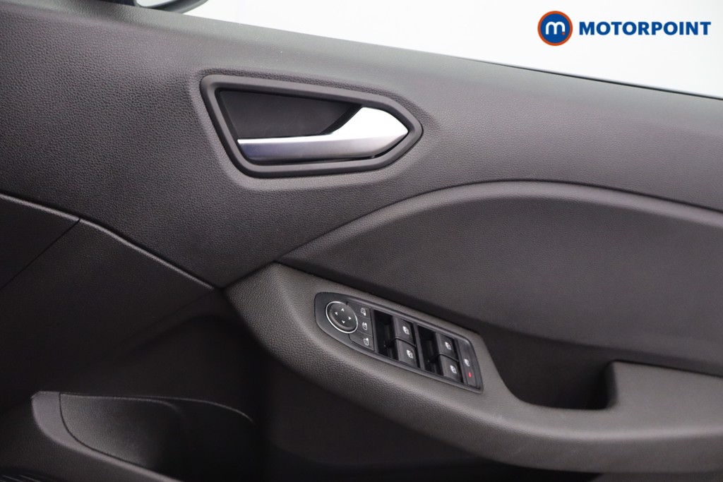 Renault Clio Evolution Manual Petrol Hatchback - Stock Number (1670183) - 9th supplementary image