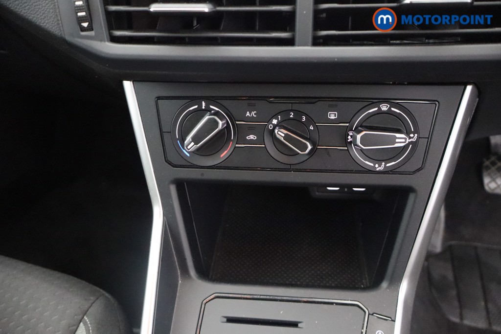 Volkswagen Polo Life Manual Petrol Hatchback - Stock Number (1670378) - 3rd supplementary image