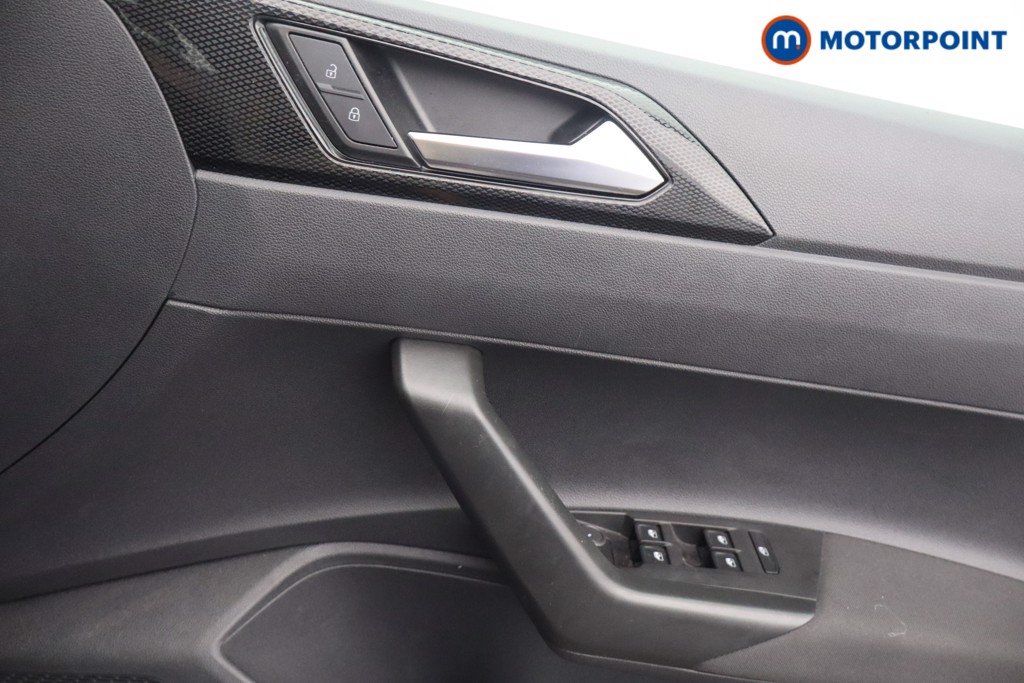 Volkswagen Polo Life Manual Petrol Hatchback - Stock Number (1670378) - 9th supplementary image