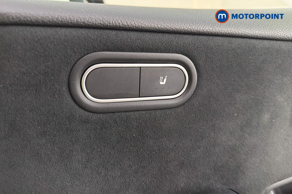 Mercedes-Benz A Class Amg Line Automatic Petrol Hatchback - Stock Number (1670455) - 14th supplementary image
