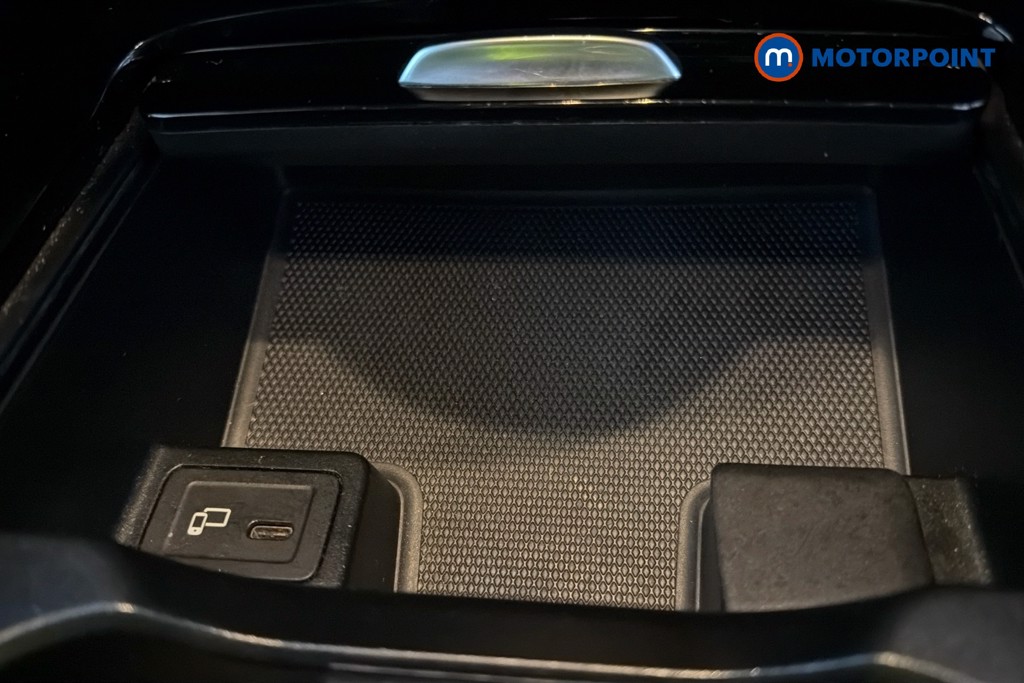 Mercedes-Benz A Class Amg Line Automatic Petrol Hatchback - Stock Number (1670455) - 17th supplementary image