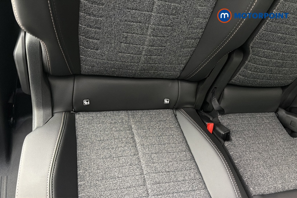 Peugeot 5008 Allure Premium Automatic Petrol SUV - Stock Number (1670921) - 27th supplementary image