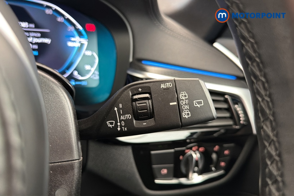 BMW 5 Series M Sport Automatic Petrol Plug-In Hybrid Estate - Stock Number (1671334) - 6th supplementary image