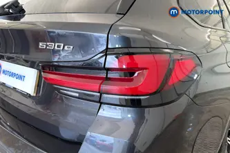 BMW 5 Series M Sport Automatic Petrol Plug-In Hybrid Estate - Stock Number (1671334) - 36th supplementary image