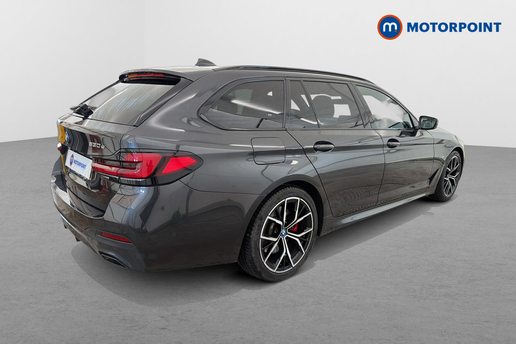 BMW 5 Series M Sport Automatic Petrol Plug-In Hybrid Estate - Stock Number (1671334) - Passenger side rear corner