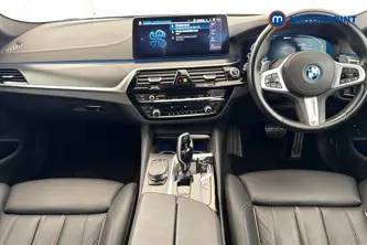 BMW 5 Series M Sport Automatic Petrol Plug-In Hybrid Estate - Stock Number (1671334) - 1st supplementary image